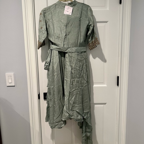 Indian outfit in XS size - Picture 4 of 6